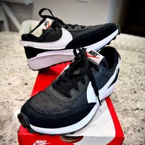 NIKE Women’s Waffle Debut Sneaker